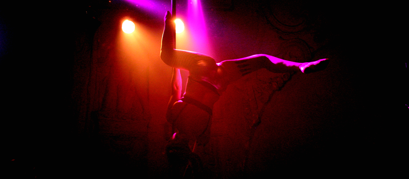 Lady Kitty´s Hell´s Belles: Pole Dance, Strip und Lap Dance ::: Prinzenbar / Reeperbahn